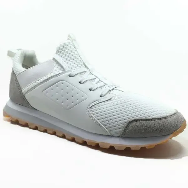 Retro walking sneaker