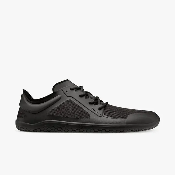 Barefoot trainer, all black