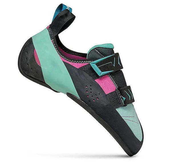Downturned climbing shoe, teal