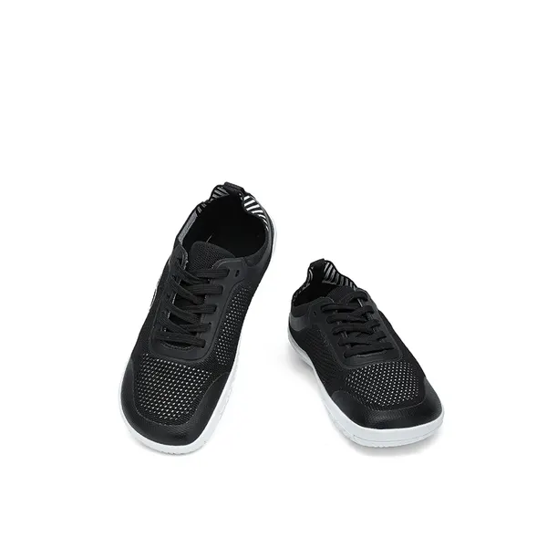 Mesh barefoot sneaker