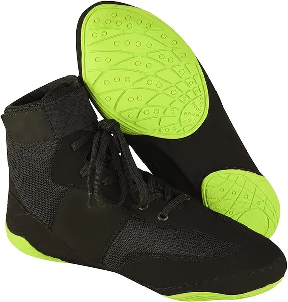 Suede wrestling shoe