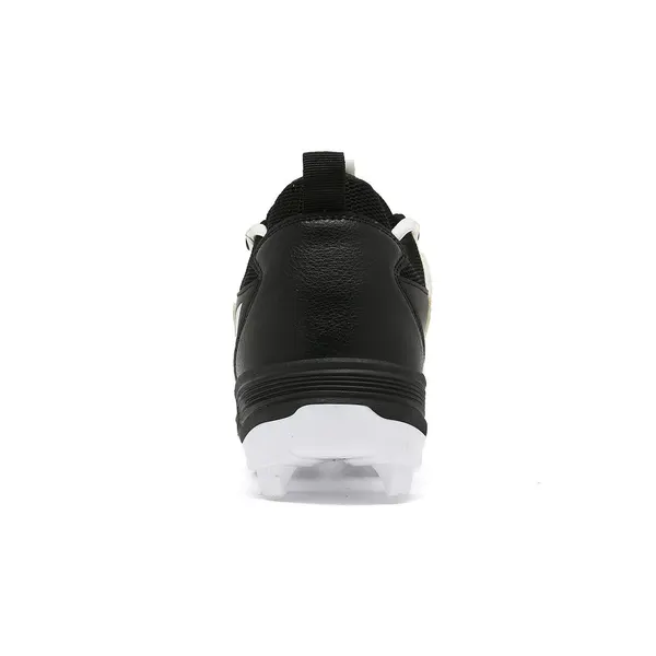 Leather baseball cleat