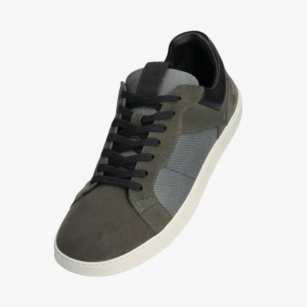 Suede barefoot court sneaker