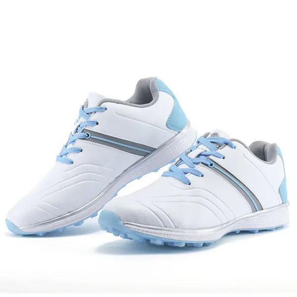 Junior golf shoe