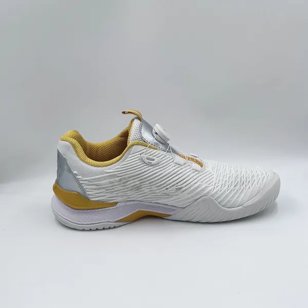 Dial-lace court shoe