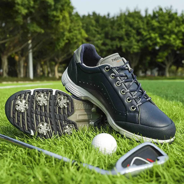 Waterproof spiked golf shoe