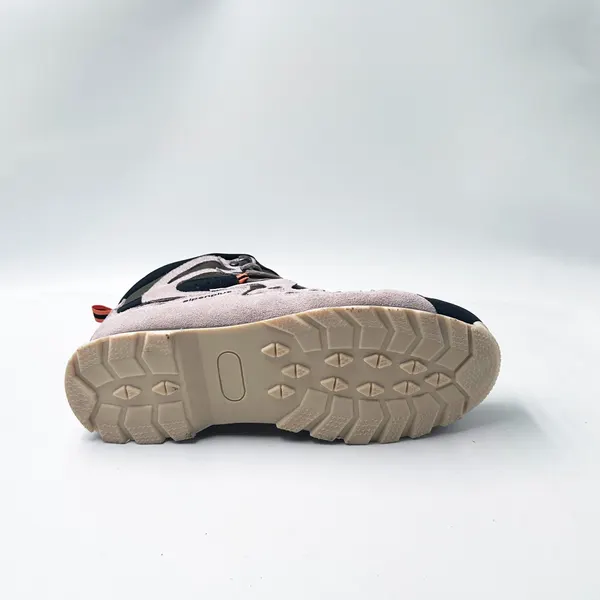 Mid-cut hiking boot, lilac and navy
