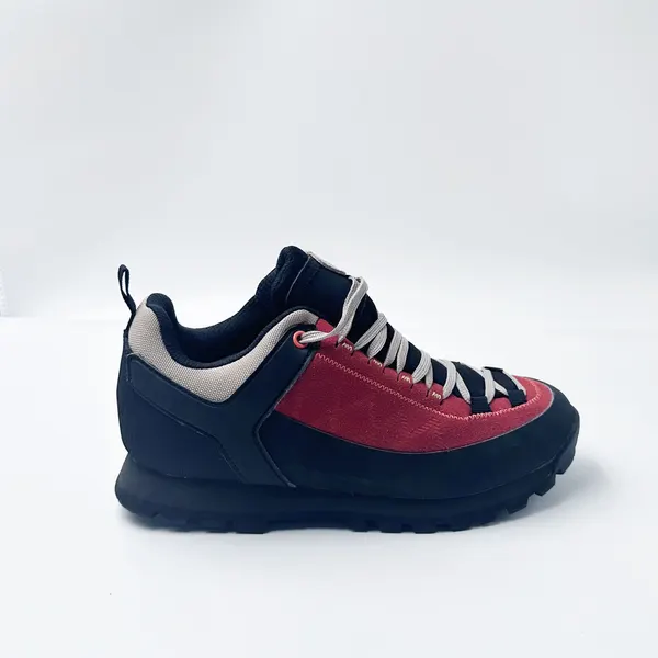 Suede approach shoe, navy and burgundy