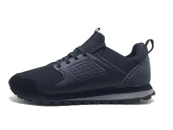 Retro walking sneaker