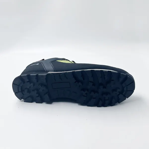 Approach shoe, lime and navy