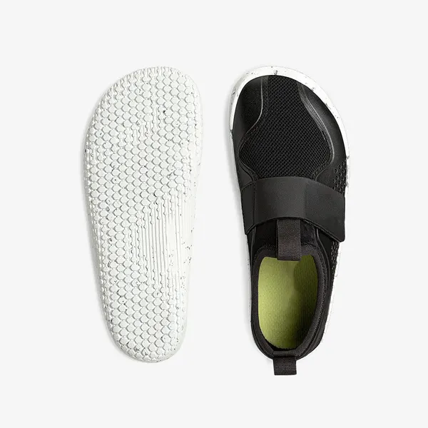Kids’ hook-and-loop barefoot shoe