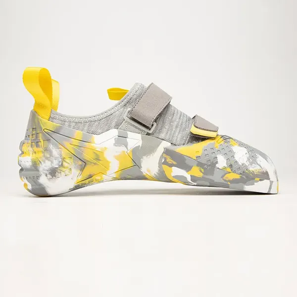 Camo climbing shoe